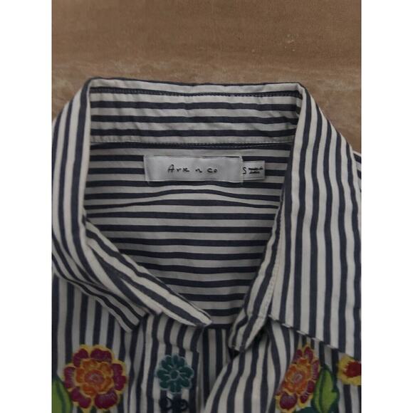 Ark & Co Blouse Womens Size Small Floral Print Button Long Sleeve LS - Picture 2 of 3